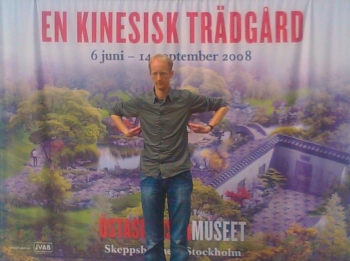 Qigong in front of The Chinese Garden at The Museum of Far Eastern Antiquities