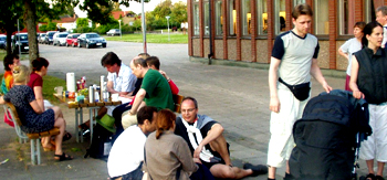 The participants spent some time together in the evening